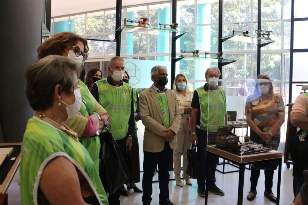 Destaque de Visita Guiada - 42ª Turma de Medicina - 1980